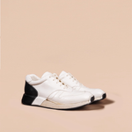デュアルホースハイドスニーカー (Dual Horsehide Sneaker)(ブラック&ホワイト) Vibram®