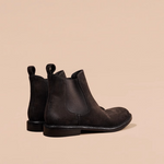 M25011 スエードチェルシーブーツ (Suede Chelsea Boots)(ブラウン) Vibram®