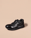 デュアルホースハイドスニーカー (Dual Horsehide Sneaker)(ブラック&ホワイト) Vibram®