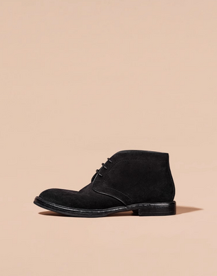 M25008 スエードチュッカブーツ (Suade Chukka Boots)(ブラック) Vibram®