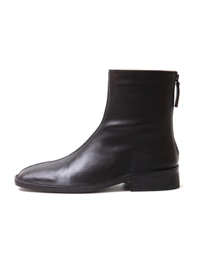 M25009 ホーススクエアアンクルブーツ (Horse Square Ankle Boots)(ブラウン)