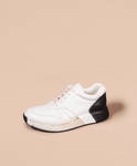 デュアルホースハイドスニーカー (Dual Horsehide Sneaker)(ブラック&ホワイト) Vibram®