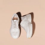 パンチングホースレザースニーカー (Perforated Horse Leather Sneaker) Vibram®XS Trek