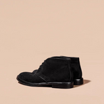 M25008 スエードチュッカブーツ (Suade Chukka Boots)(ブラック) Vibram®